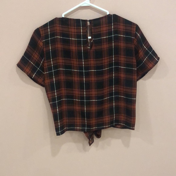 Forever 21 Cute plaid top - Picture 2 of 2